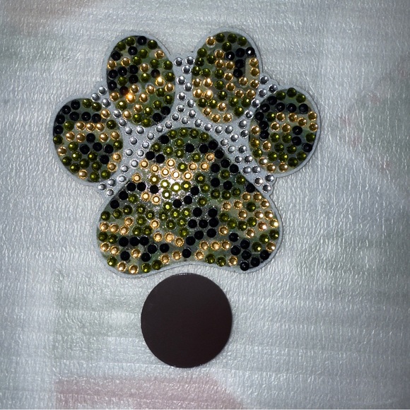 Colorful Paw Print Magnets for Small Pets - Picture 3 of 7
